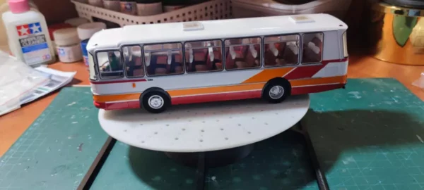 Stół obrotowy do malowania modeli
