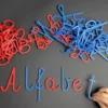 Ruchomy Alfabet Montessori - 102 Litery do Nauki Pisania