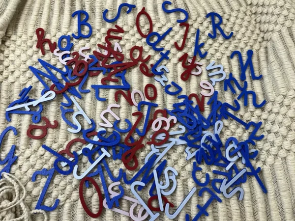 Ruchomy Alfabet Montessori Premium – Zmywalny Zestaw z Kartami Pracy 2026