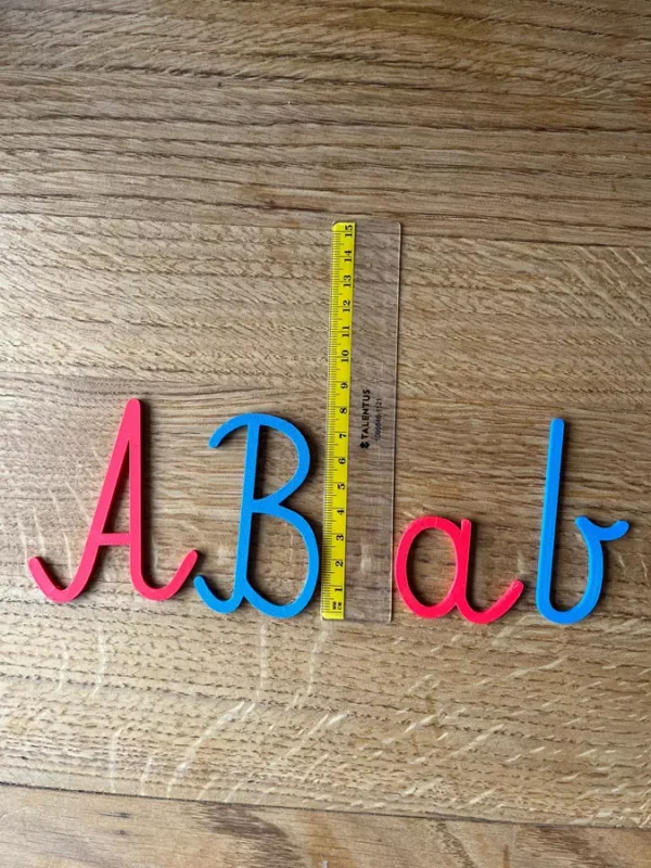 Ruchomy Alfabet Montessori - 102 Litery do Nauki Pisania