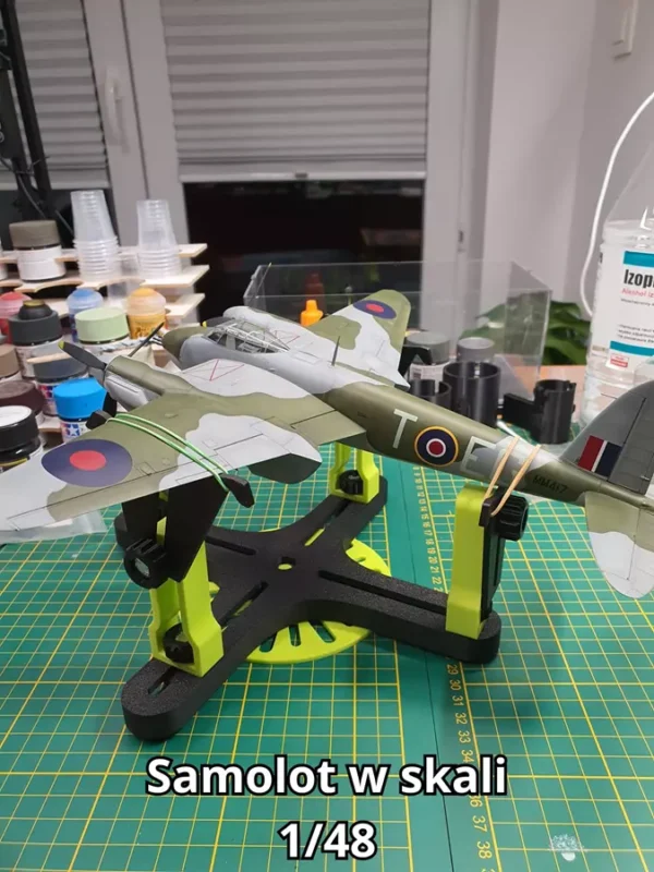 Uchwyt do Malowania Modeli Samolotów | Precyzja dla Skali 1:72 i 1:48